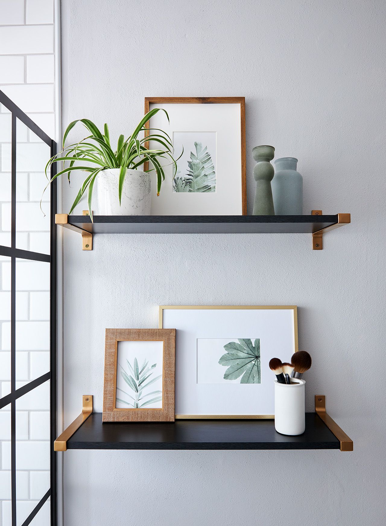 BATHROOM SHELVES